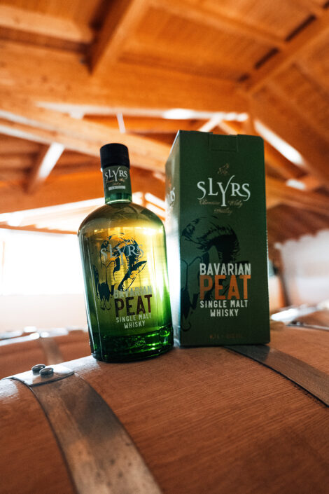 SLYRS Single Malt Whisky Bavarian PEAT, 43%vol - 0,7l